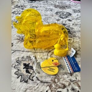 Bath and Body works Yellow Duck-Shaped Bag with Accessories